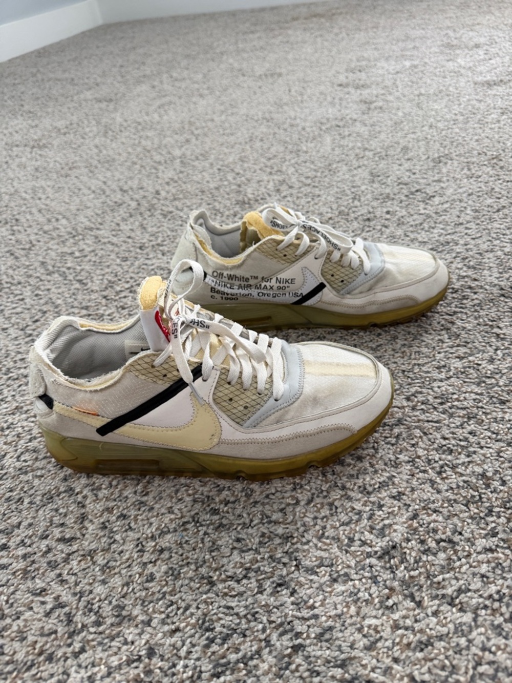 Off-White Men’s White and Yellow-Tan Nike Air Max Style Sneaker